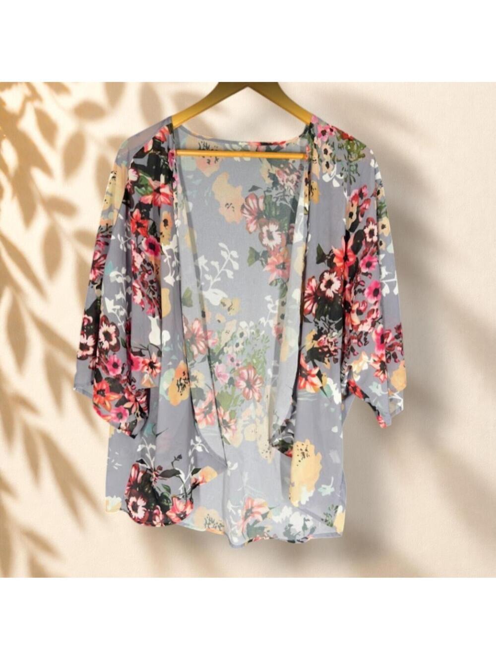 Unbranded Top Women M Medium Gray Floral Open Front 3/4 Sleeve Stretch Casual